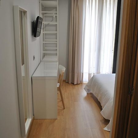 Hostal Universitat Cervera  Exteriér fotografie