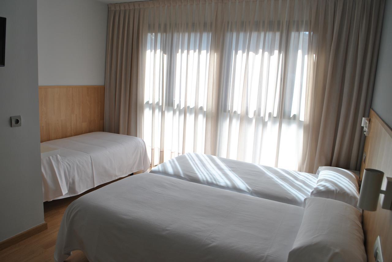 Hostal Universitat Cervera  Exteriér fotografie